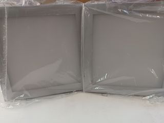 2 downlight LED cuadrados empotrables
