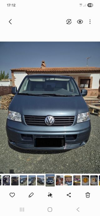 Volkswagen Transporter T5 2004