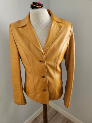 Chaqueta piel amarilla vintage
