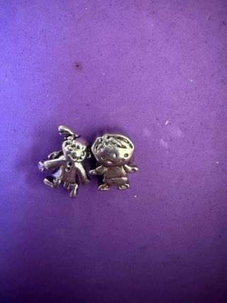 Charm niño niña plata