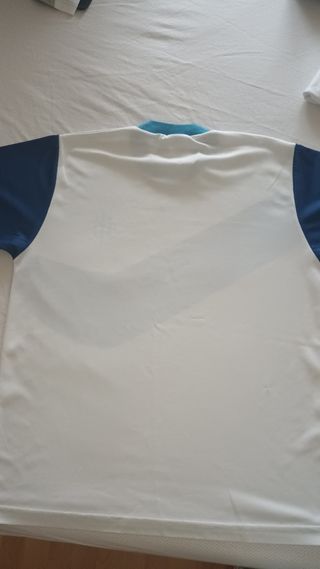 Camiseta uniforme deportiva