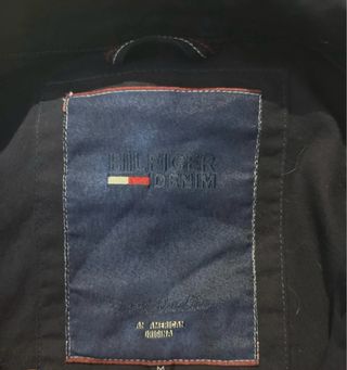 Cazadora Tommy Hilfiger negra