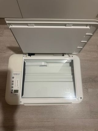 Impresora HP Deskjet 2540 blanca