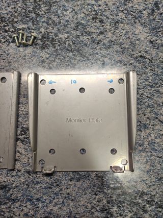 Soporte Pared OmniMount. TV Pequeña.