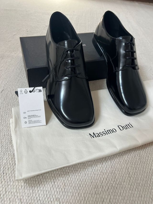 Zapatos Massimo Dutti piel negra