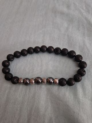 Pulsera negra con bolas