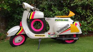 Vespa.