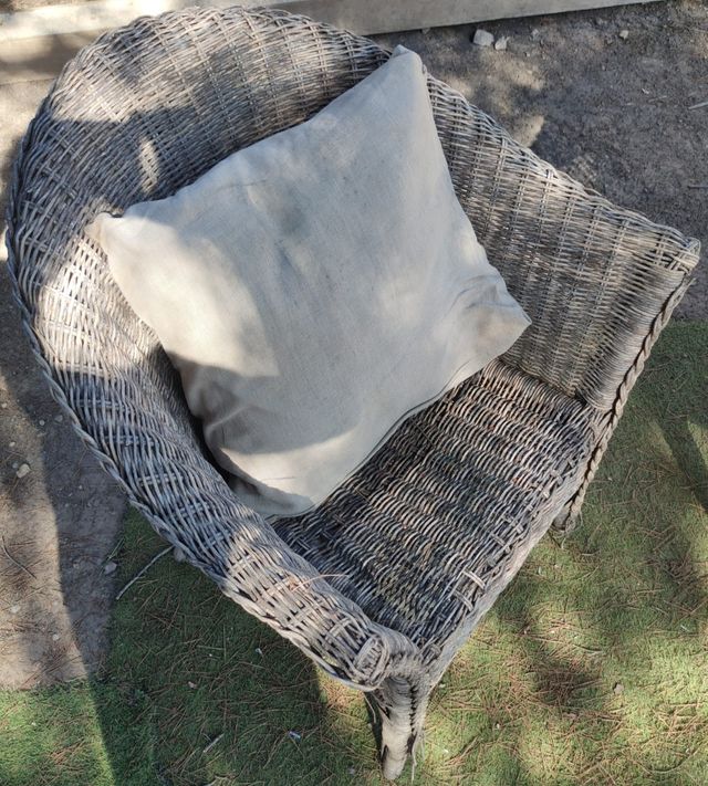 2 Sillas mimbre gris - vintage