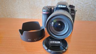 Nikon D7500 + Objetivo 18-105 VR