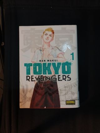 TOKYO REVENGERS 01