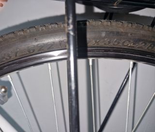 Bicicleta paseo mujer blanca