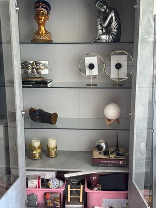 Vitrina gris - Mueble expositor