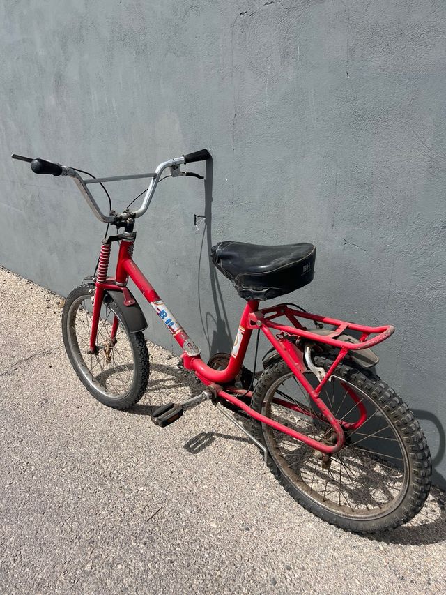 Bicicleta BH vintage roja Para Restaurar