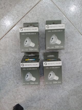 4 Bombillas LED Beneito Faure 8W