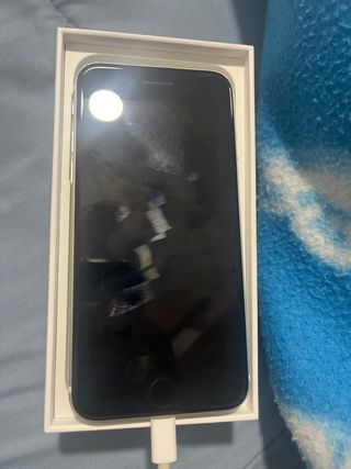iPhone SE 2020 negro