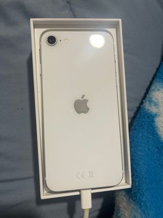 iPhone SE 2020 negro