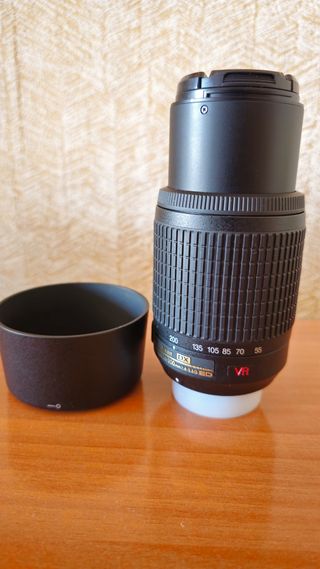 Objetivo Nikon 55-200 VR - 95€
