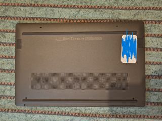 Portátil - HP 15,6" Ryzen 3 7330U 32 GB 256 GB SSD