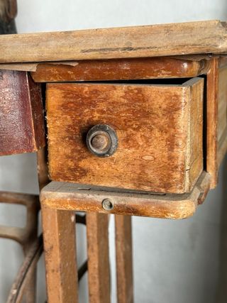 Máquina coser Alfa antigua