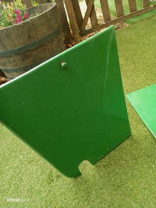 Chapas laterales John Deere 515/717/818