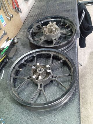 Llantas Rieju MRT 125