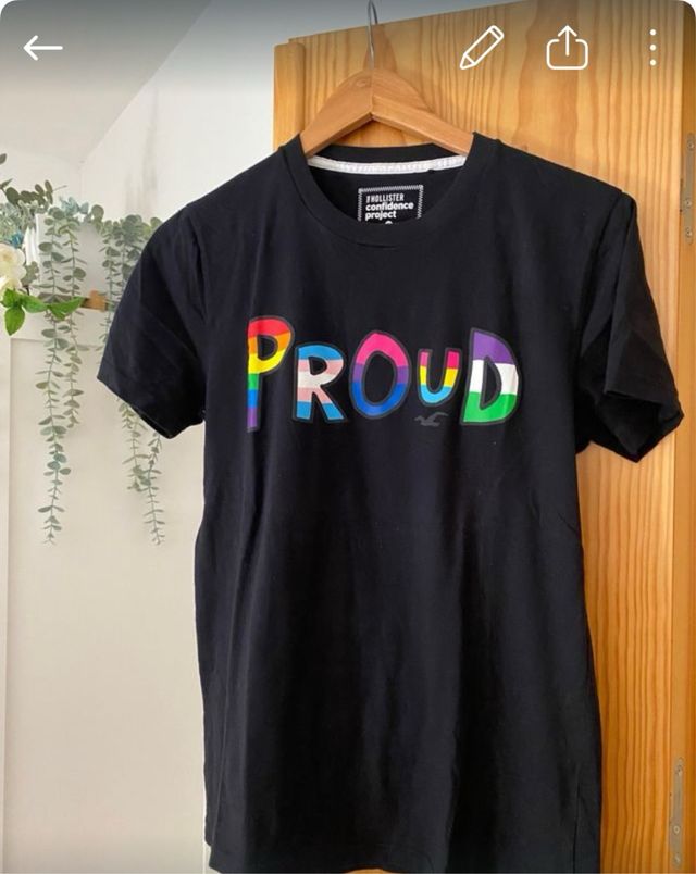 3 Camisetas Hollister XS - 8€