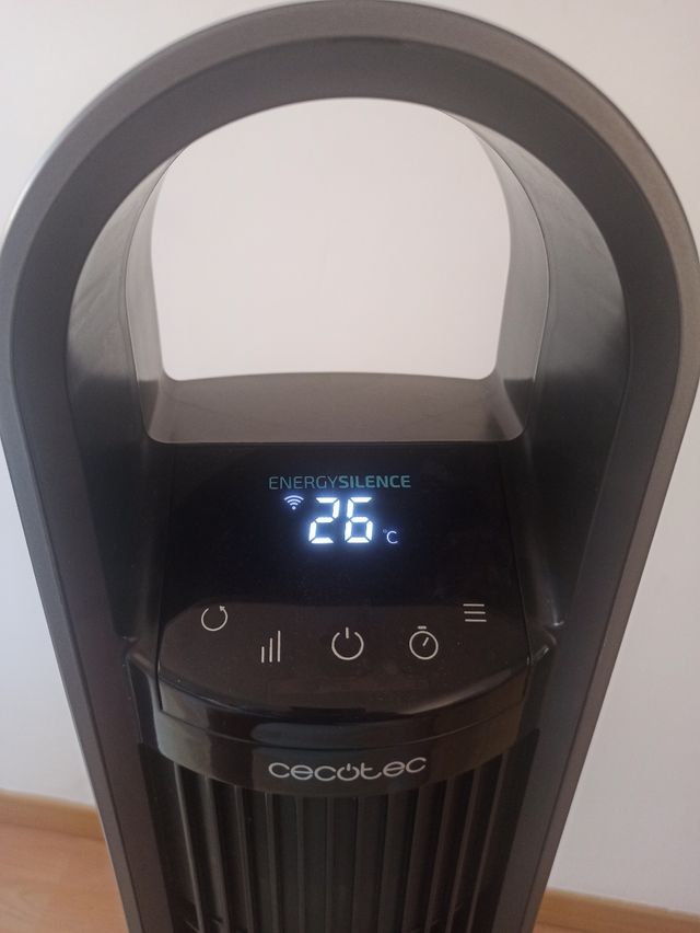 Ventilatore a torre nero Cecotec EnergySilence 9190