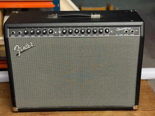 Amplificador guitarra Fender Champion 100W