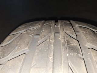 Neumático 215/45ZR17 usado