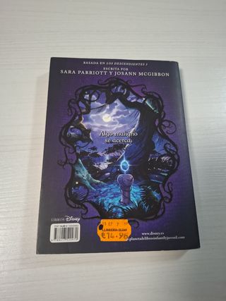Los Descendientes. Huida de la Isla de los Perd...