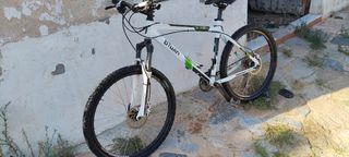 Bicicleta Btwin Rockrider 520