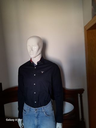 Camisa Gant negra - manga larga