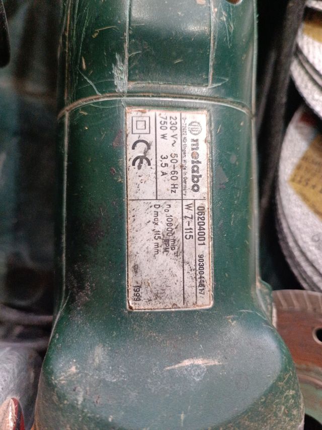 Amoladora metabo 25 discos y 2 disco diamante