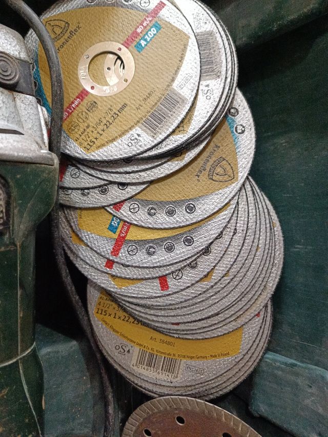 Amoladora metabo 25 discos y 2 disco diamante