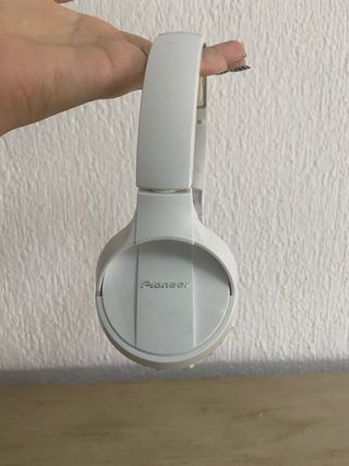Auriculares Pioneer blancos