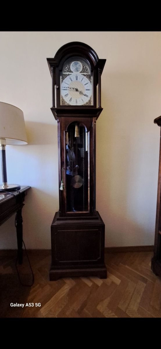 Reloj de pie antiguo(Negociable)