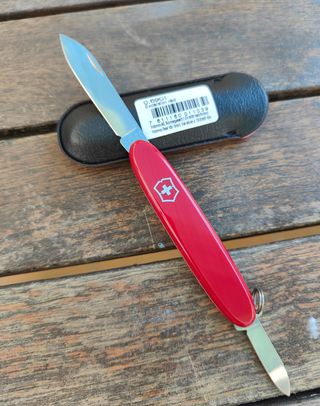 VICTORINOX EXCELSIOR RED (0.6901). 