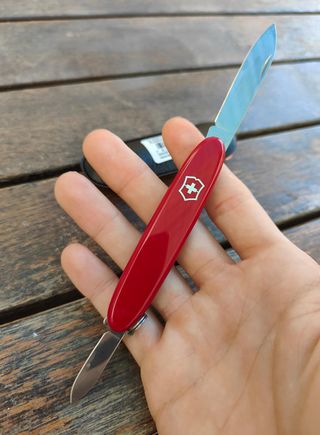 VICTORINOX EXCELSIOR RED (0.6901). 