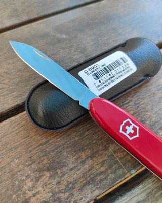 VICTORINOX EXCELSIOR RED (0.6901). 
