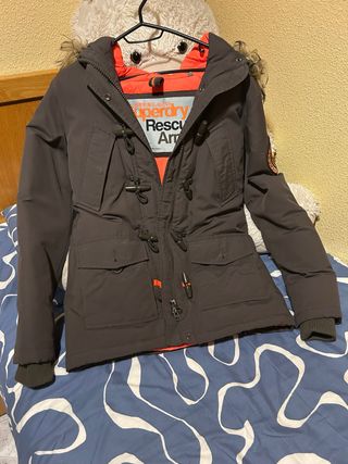 Cazadora Superdry marrón
