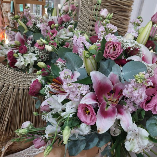 Se traspasa Floristería y tienda de decoración