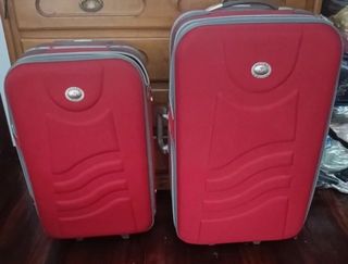 Conjunto de 2 maletas muy grandes rojas
