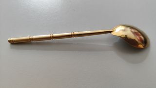 Cucharilla de plata decorada. Coleccionismo.