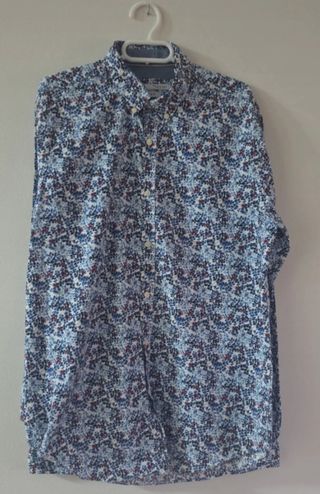 Camisa Slim Fit Estampada Flores