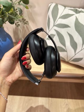 Cascos Beats Studio Pro Negros