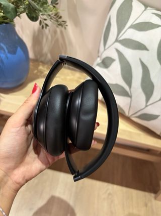 Cascos Beats Studio Pro Negros