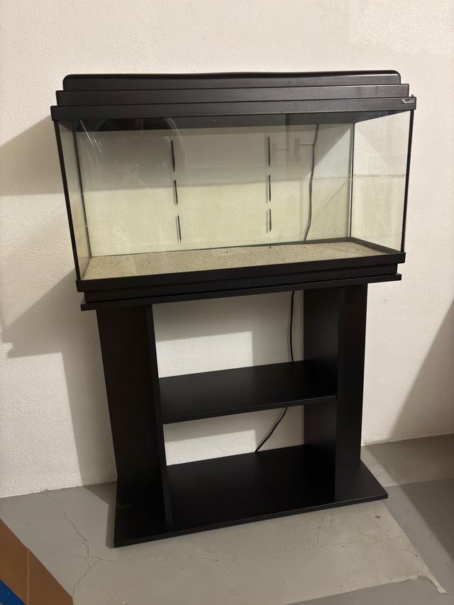 Acuario 100L con mueble e iluminación