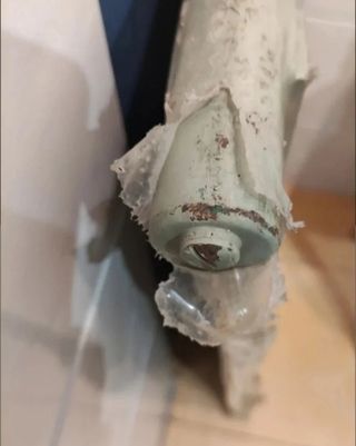 Radiador hierro gris 70cm