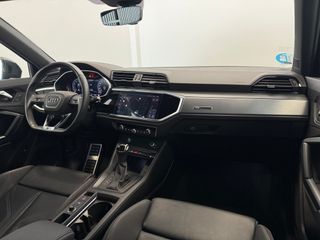 Audi Q3 Sportback Black Line 