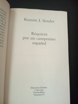 Réquiem por un campesino español (Spanish Edi...